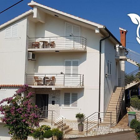 Apartmani Lidija Lopar Exterior photo