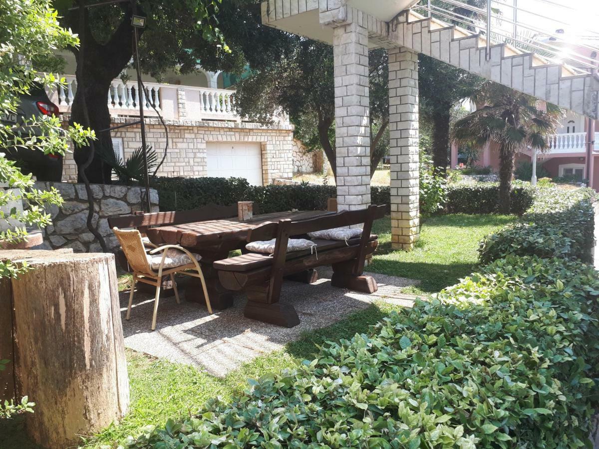 Apartmani Lidija Lopar Exterior photo
