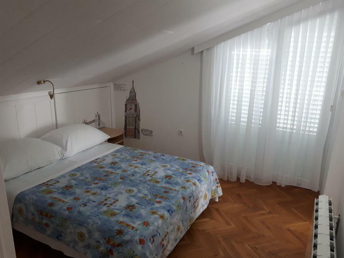 Apartmani Lidija Lopar Exterior photo